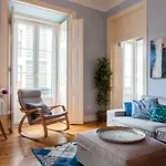 Bairro Alto 3 Bedroom Patio Flat! Lisboa