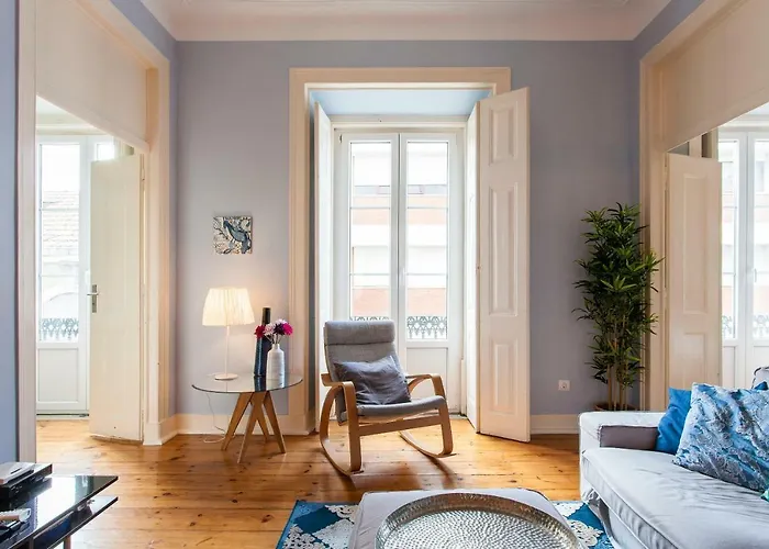 Lejlighed Bairro Alto 3 Bedroom Patio Flat!