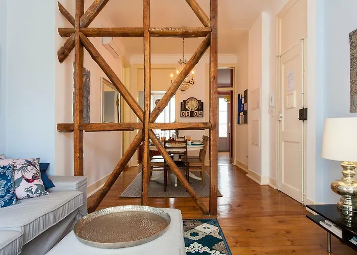 Bairro Alto 3 Bedroom Patio Flat! Apartment Lissabon