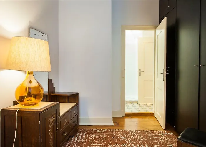 Bairro Alto 3 Bedroom Patio Flat! Apartman
